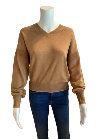 Core V-neck Pullover